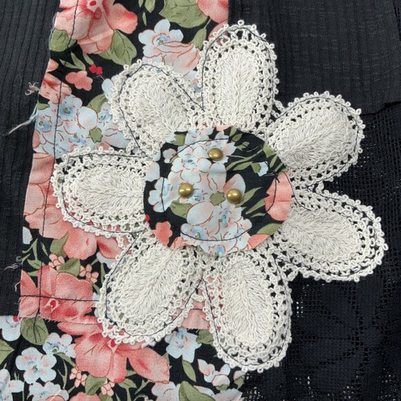 POL Floral Lace Patchwork Top-BLACK S/M/L NIP POL SHORT SLEEVE PATCH - Picture 7 of 16